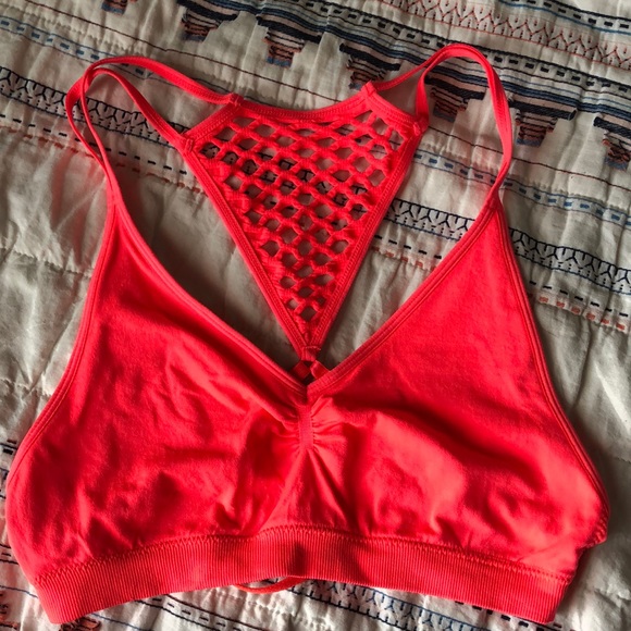 Bundle of 3 VS Bralette - Picture 2 of 4
